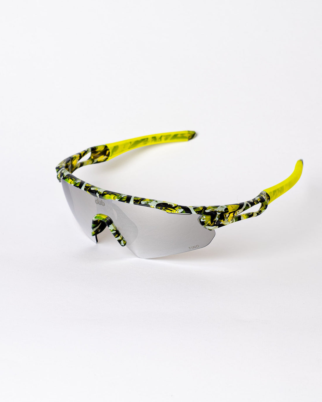 TIND x DAB sportsbriller i DAB camo med Silver lens – frontbilde